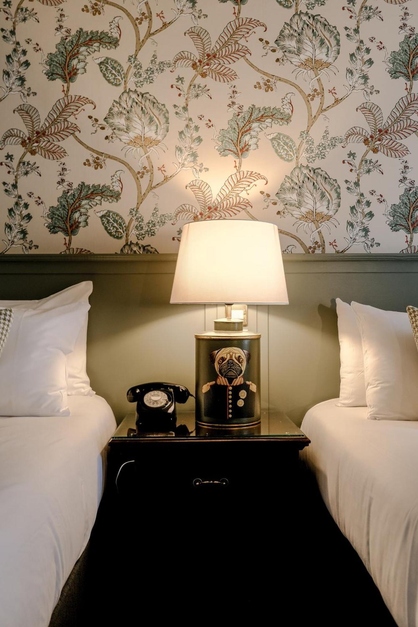 The Abbeyleix Manor Hotel Bagian luar foto