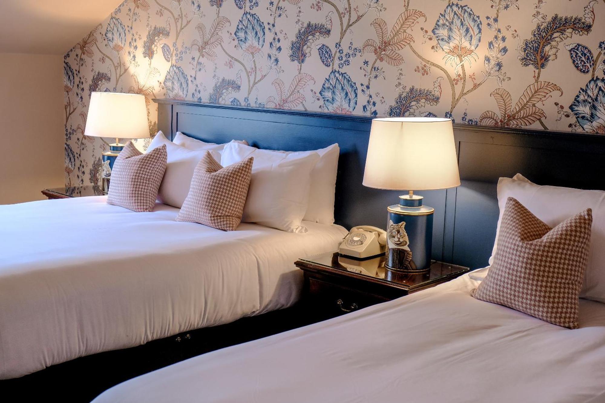 The Abbeyleix Manor Hotel Bagian luar foto